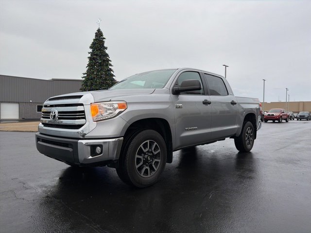 Certified 2016 Toyota Tundra SR5 w/ TRD Off Road Package image 3