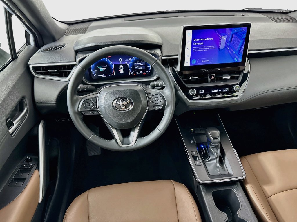 Certified 2026 Toyota Corolla Cross XLE FWD image 21