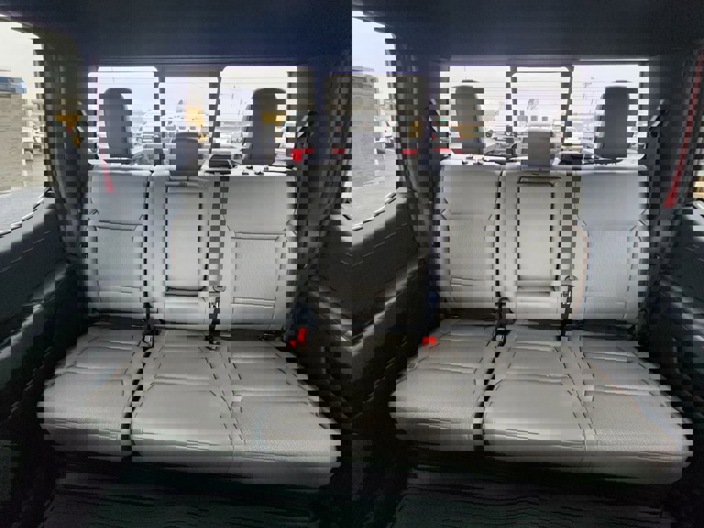 New 2025 Ford F150 Lariat w/ Equipment Group 502A High image 11