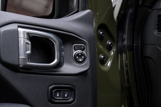 Used 2024 Jeep Wrangler Unlimited Rubicon 392 image 89