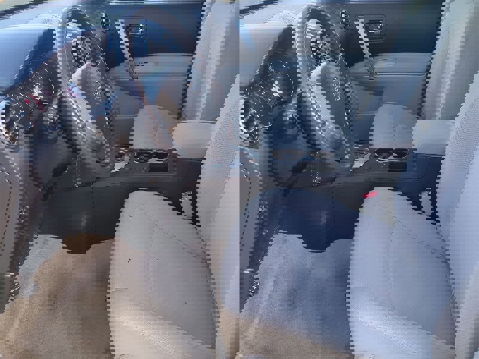 Used 2014 Nissan Rogue S image 16