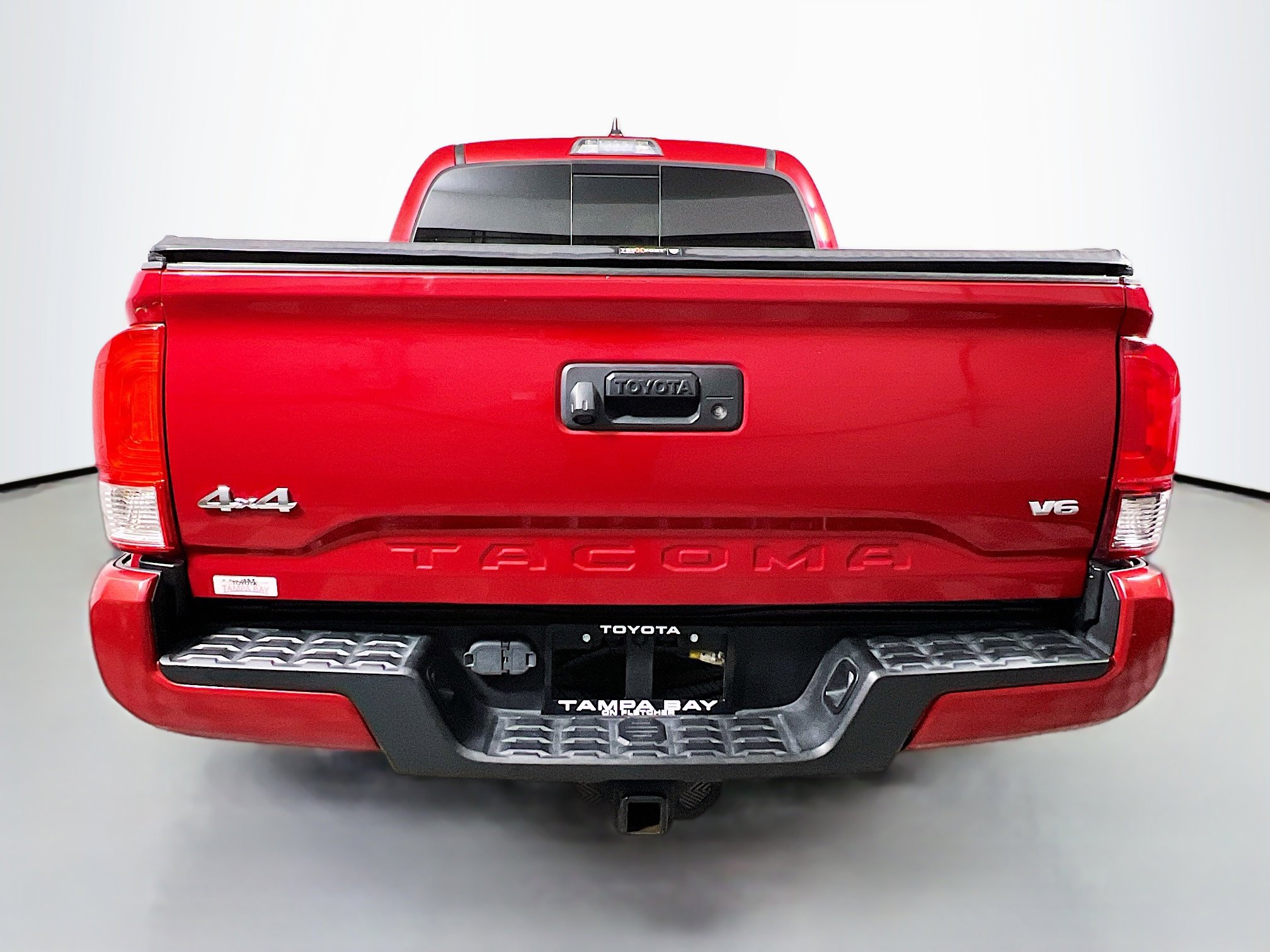 Used 2022 Toyota Tacoma SR5 image 6