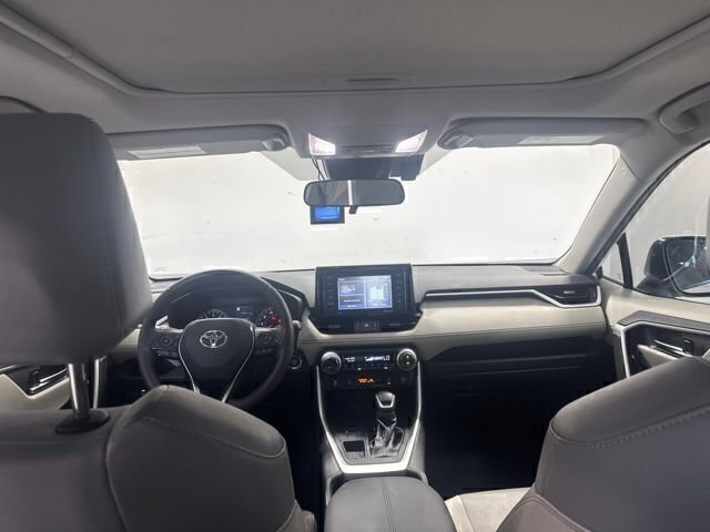 Used 2022 Toyota RAV4 XLE Premium FWD image 20