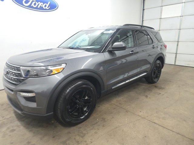 Used 2023 Ford Explorer XLT w/ Equipment Group 202A image 29