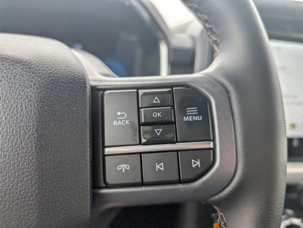 Used 2025 Ford F150 Lariat w/ Equipment Group 501A Mid image 15