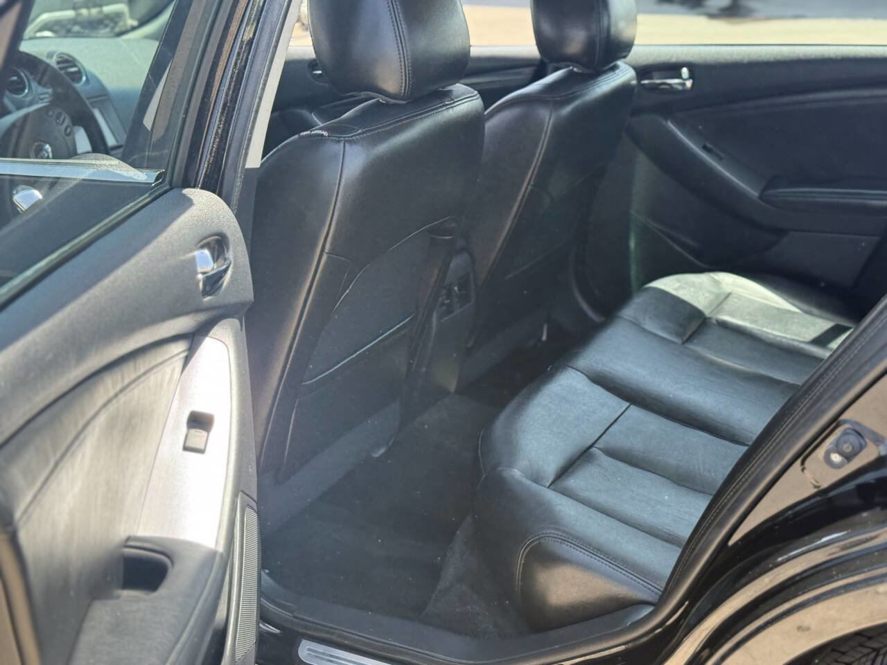 Used 2012 Nissan Altima 2.5 SL w/ Convenience Pkg image 6