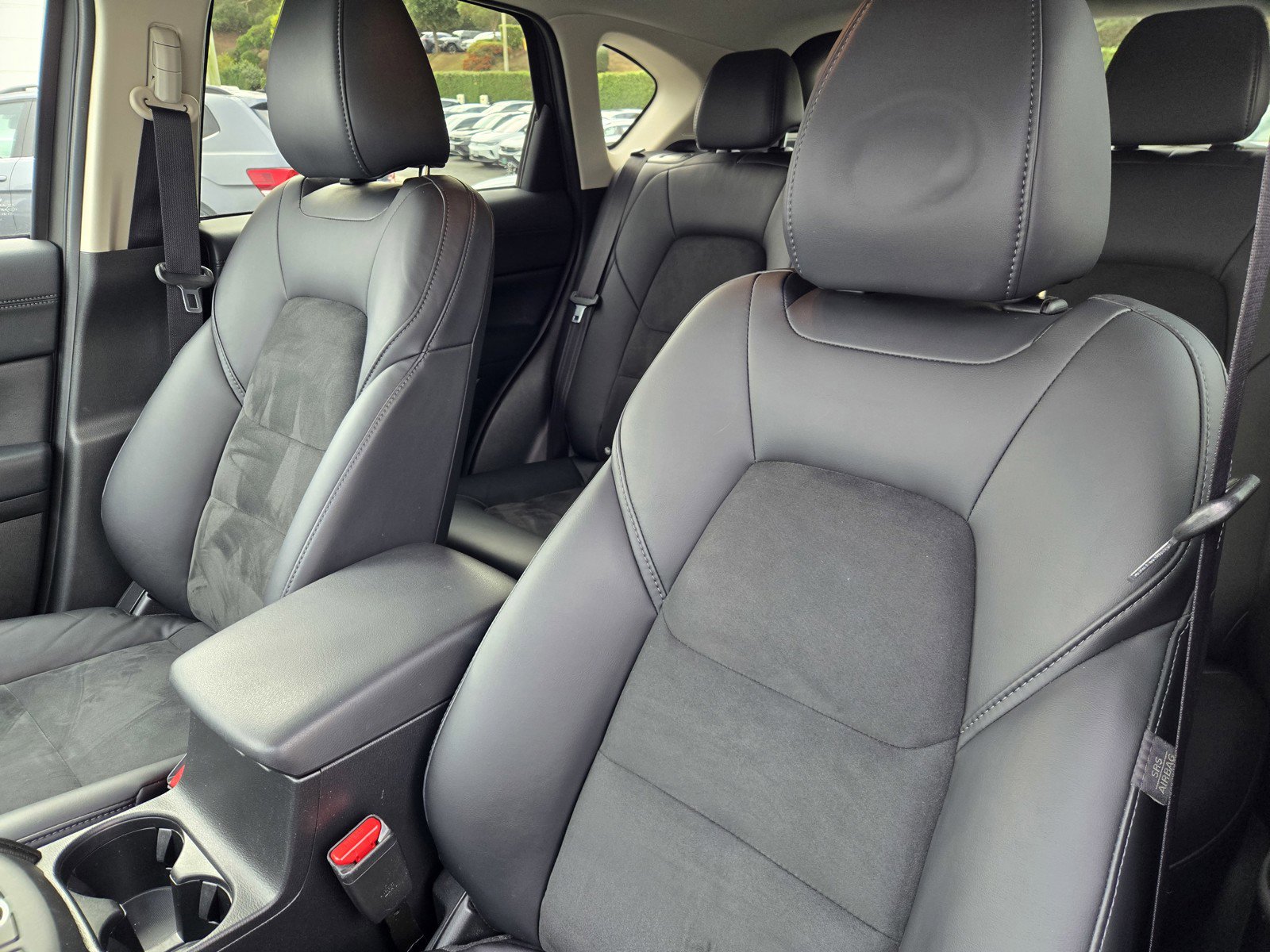 Used 2019 MAZDA CX-5 Touring image 16