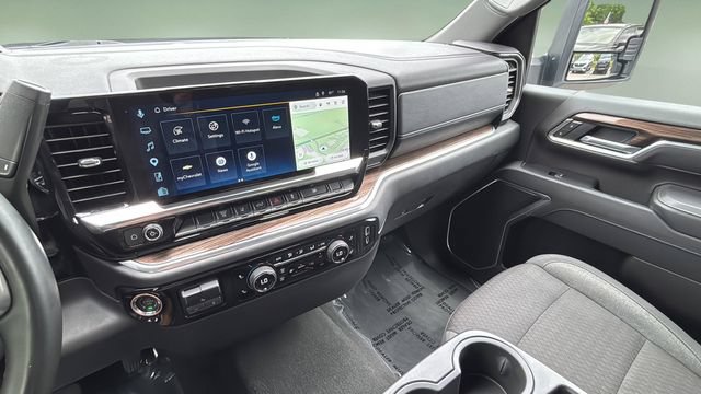 Used 2025 Chevrolet Silverado 2500 LT w/ Convenience Package AWD/4WD image 25