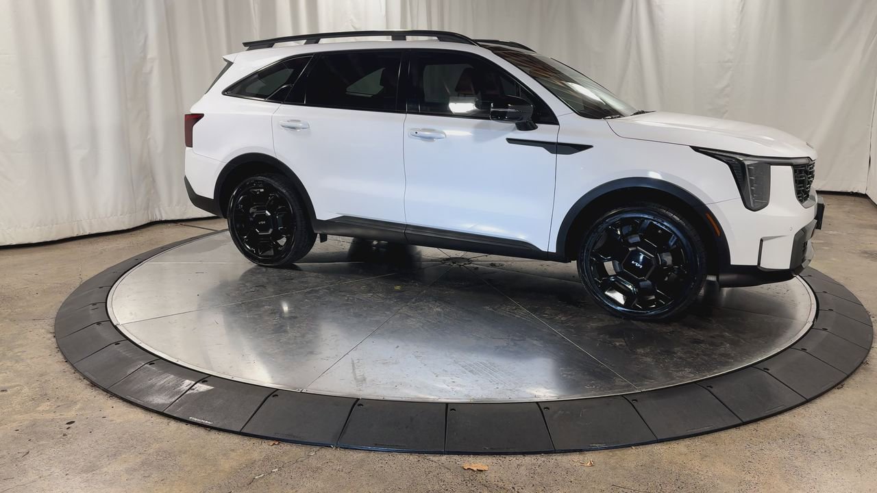 Certified 2024 Kia Sorento X-Line EX image 2