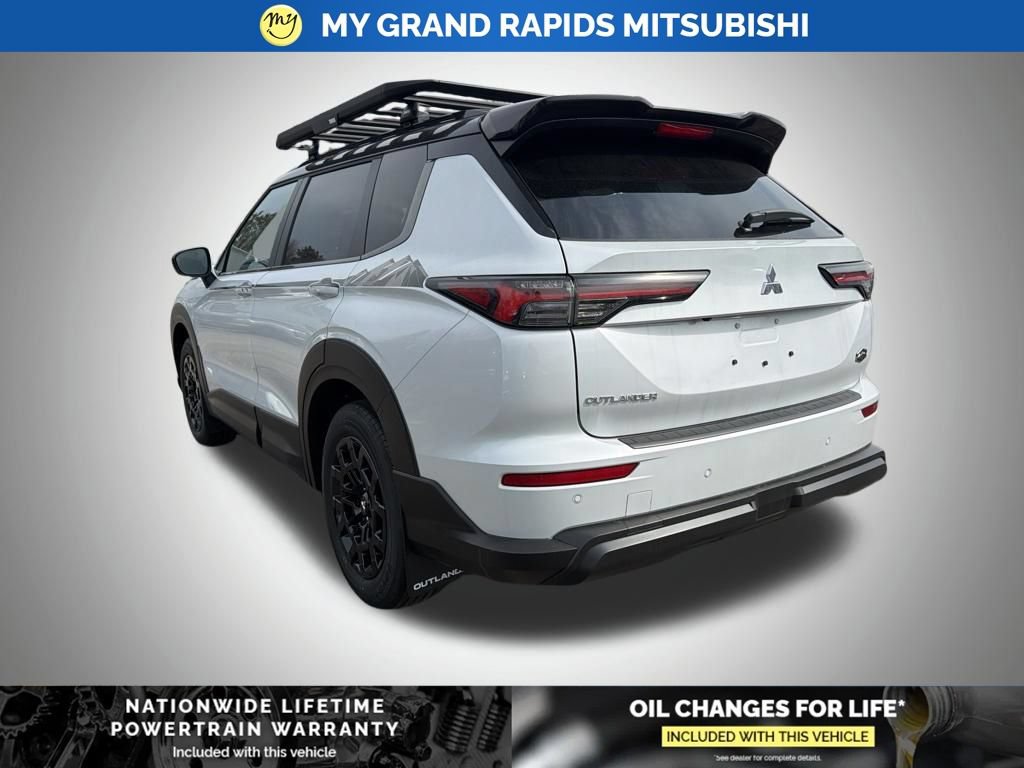 New 2026 Mitsubishi Outlander AWD image 7