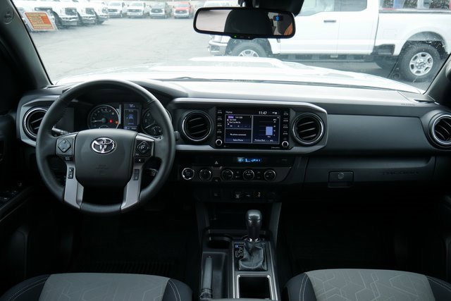 Used 2023 Toyota Tacoma TRD Sport image 4