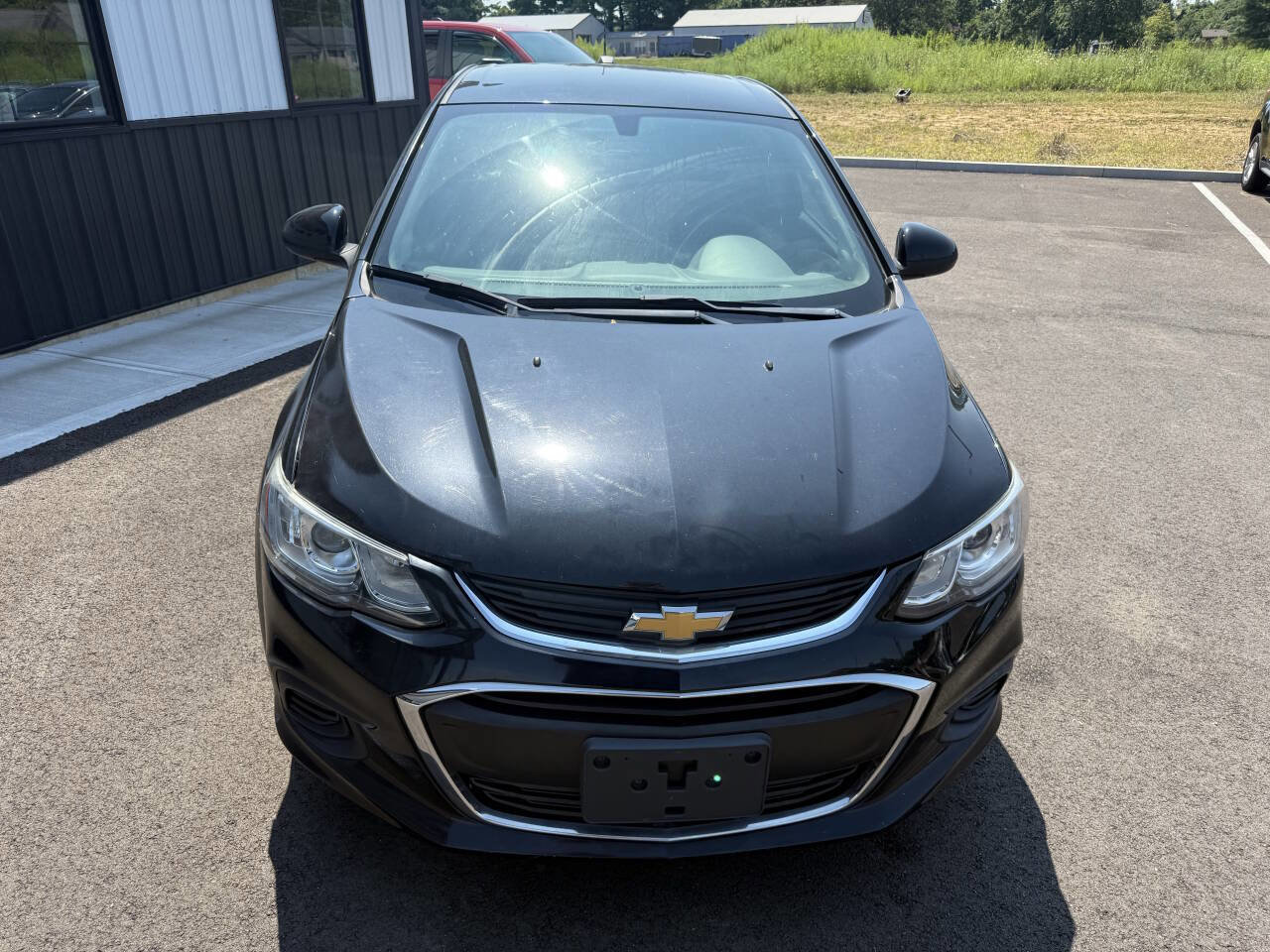 Used 2018 Chevrolet Sonic LT image 3