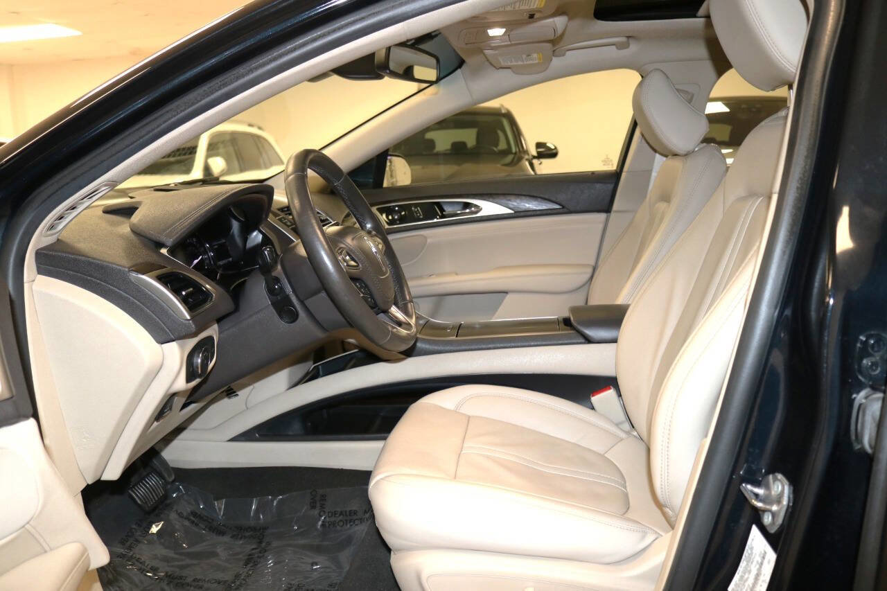 Used 2020 Lincoln MKZ Reserve w/ Elements Package image 12