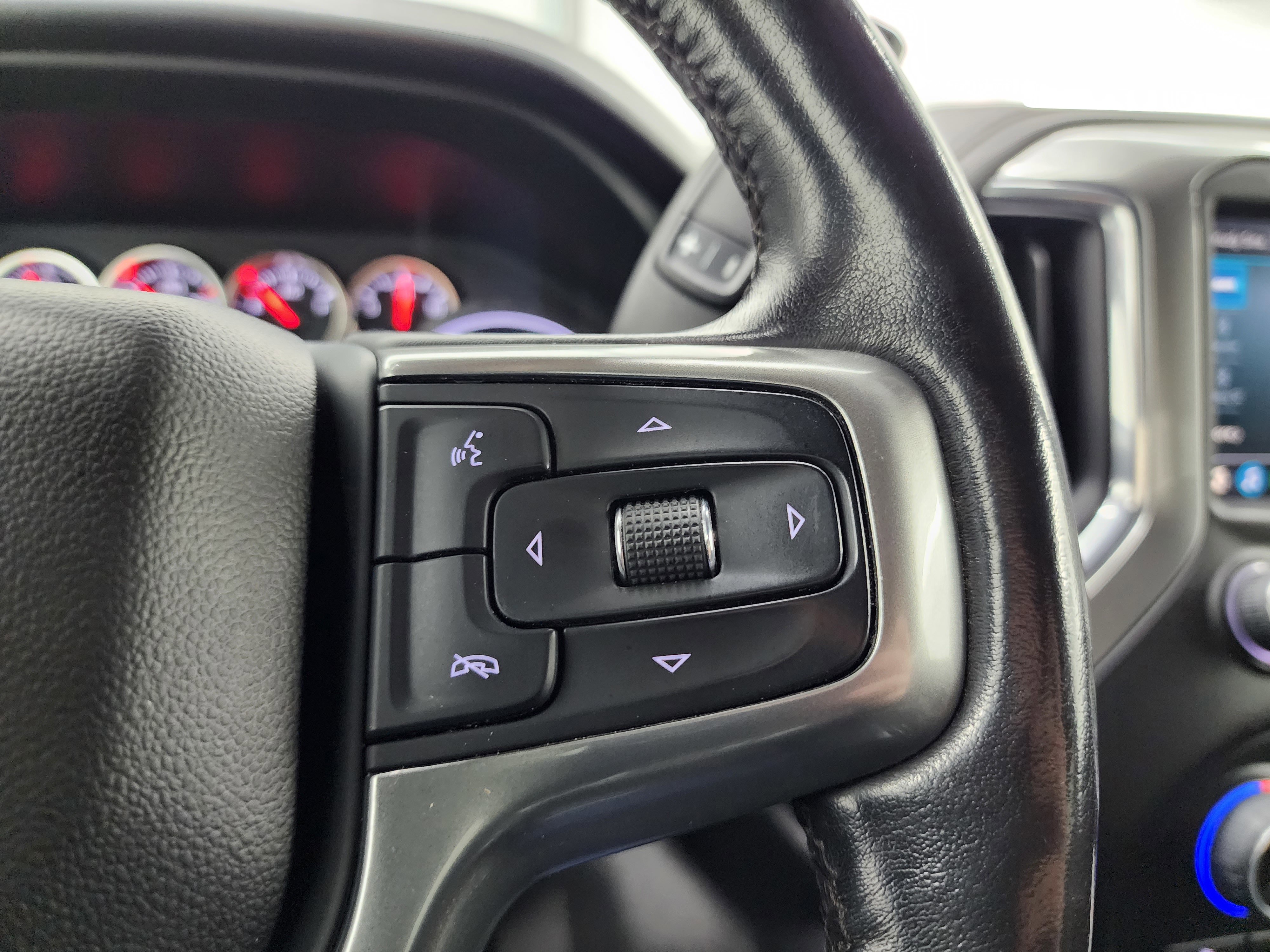 Used 2022 Chevrolet Silverado 2500 LT w/ Convenience Package image 14