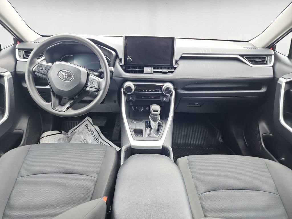 Used 2024 Toyota RAV4 LE image 10
