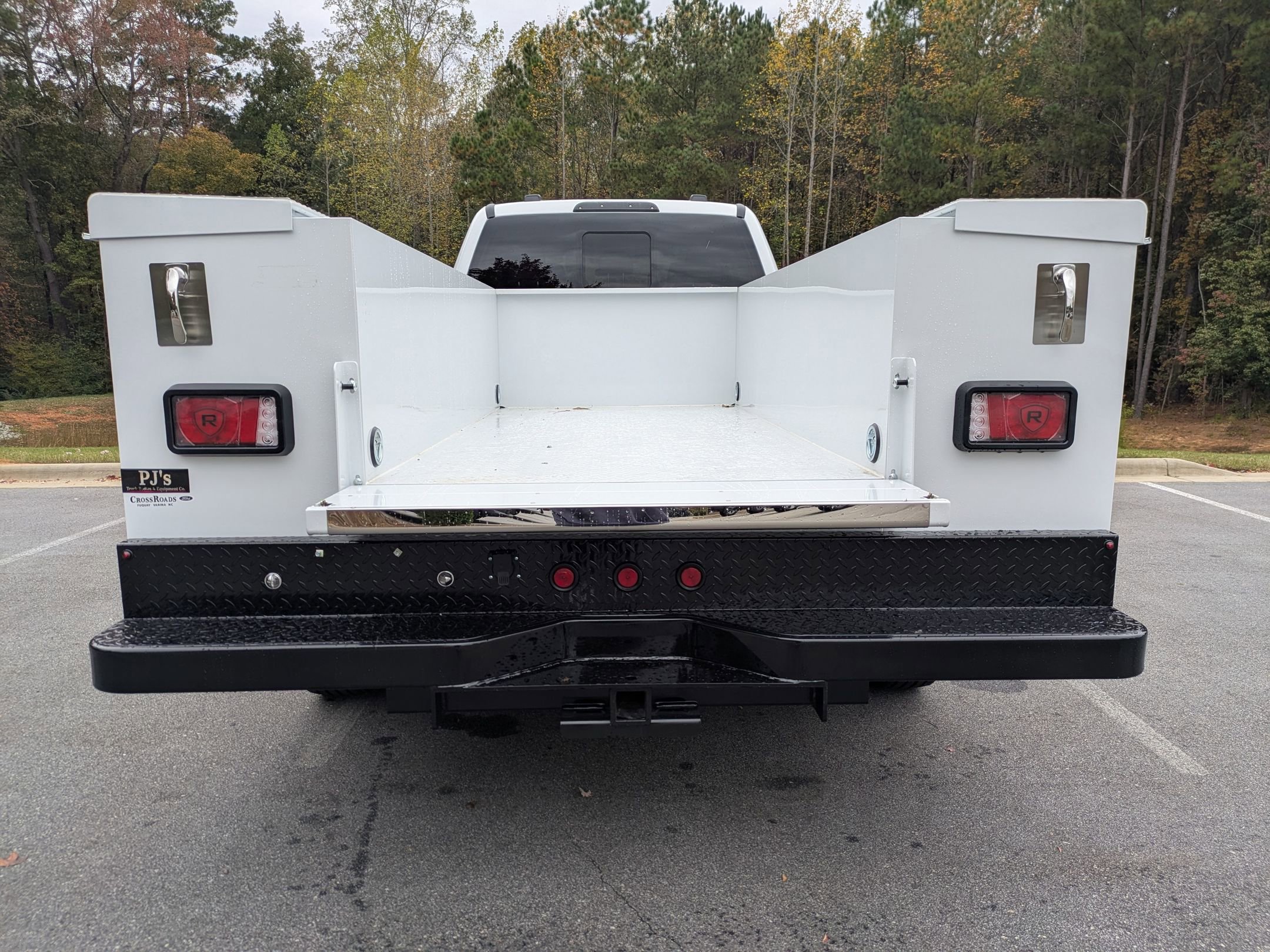 New 2026 Ford F350 XL w/ XL Chrome Package image 29