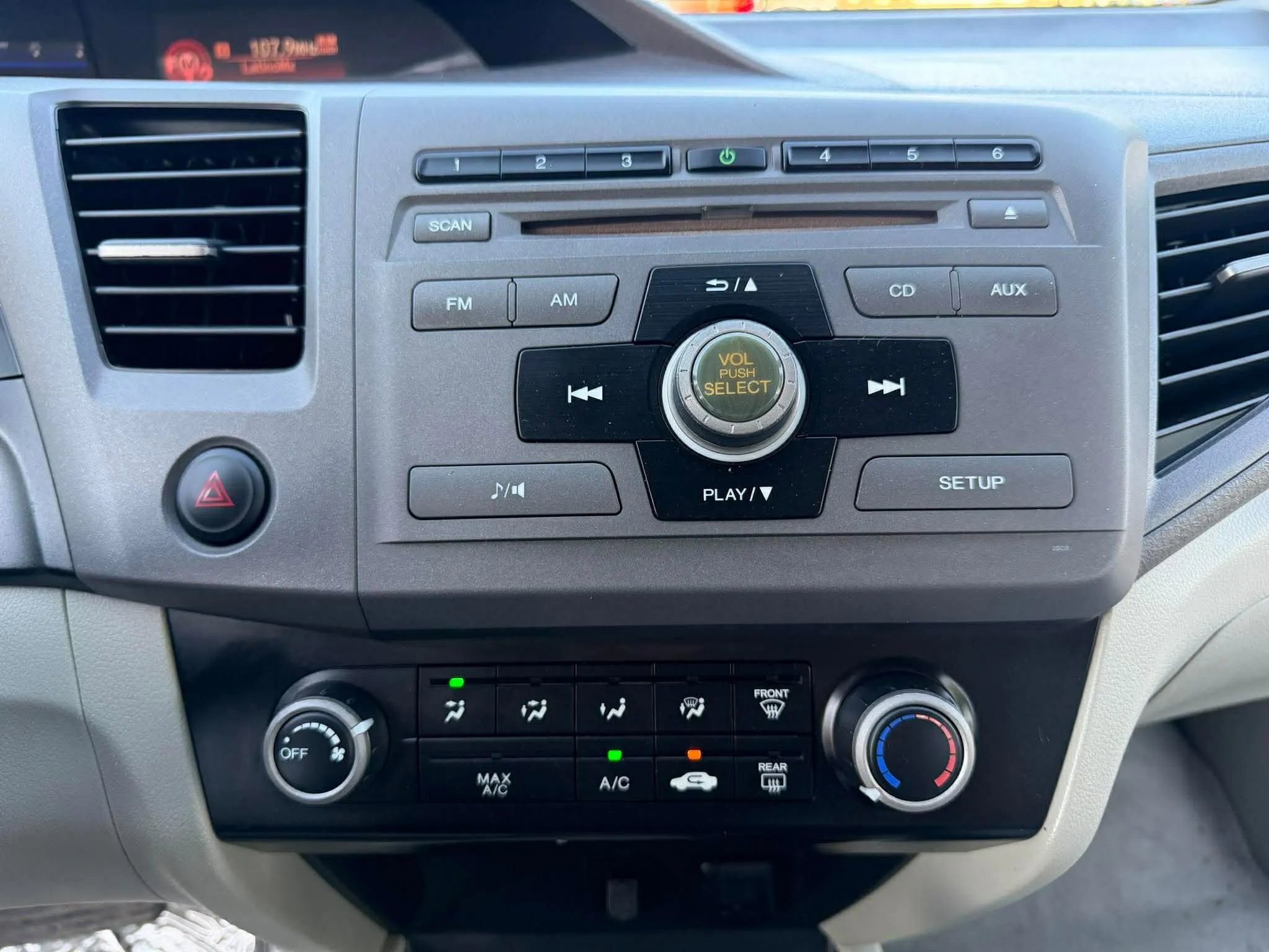 Used 2012 Honda Civic LX image 21