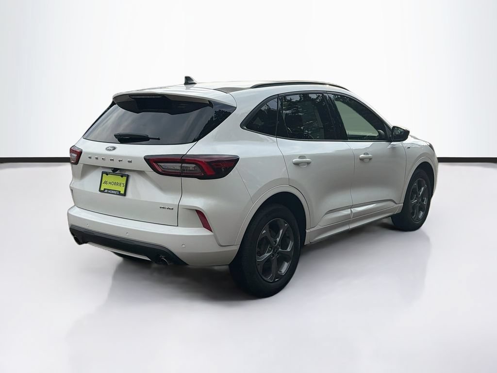 Used 2023 Ford Escape ST-Line w/ Tech Pack #1 AWD/4WD image 5