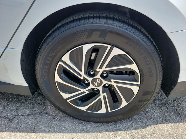 Used 2026 Hyundai Sonata Blue FWD image 27