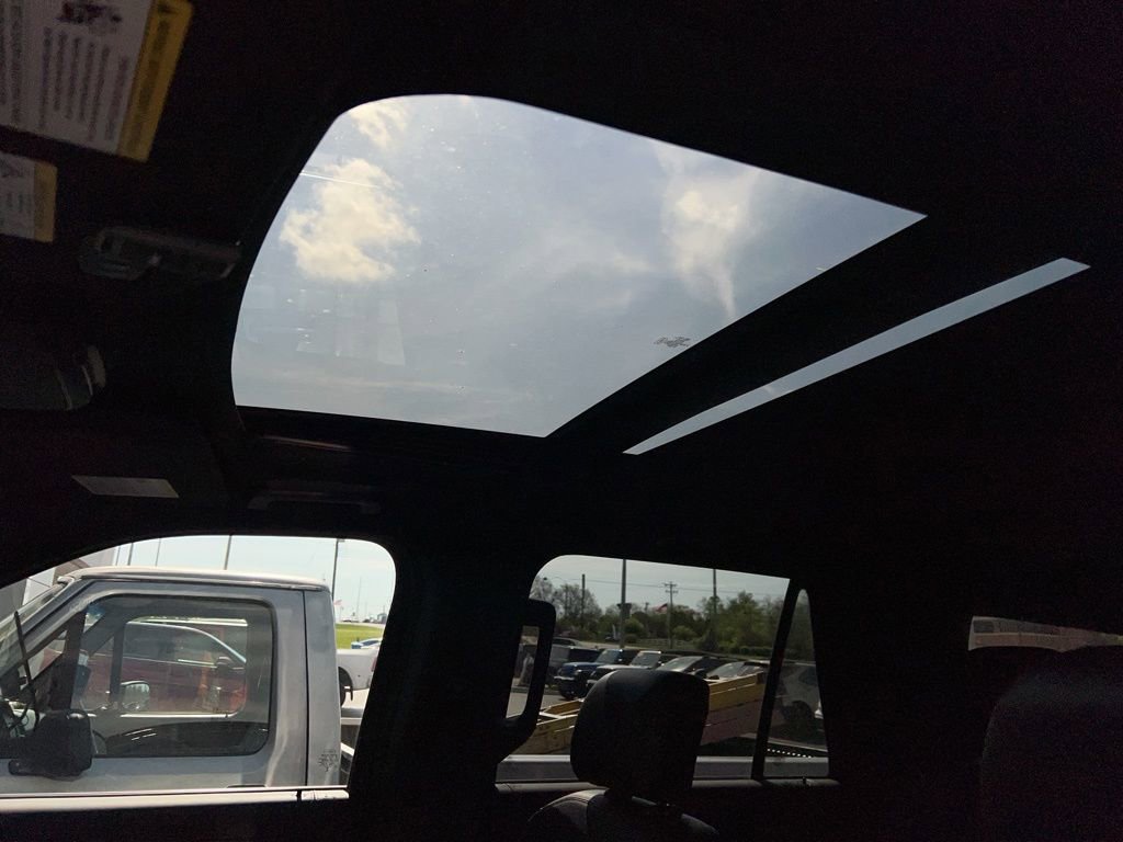 Used 2024 Ford Expedition Platinum image 10