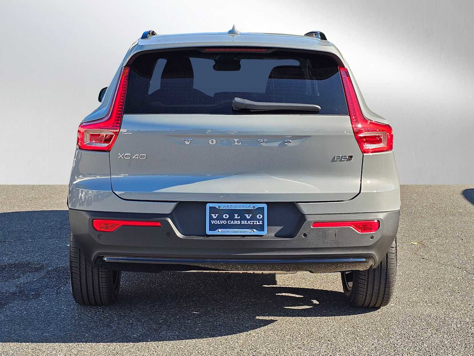 New 2026 Volvo XC40 B5 Plus w/ Protection Package Premier image 6