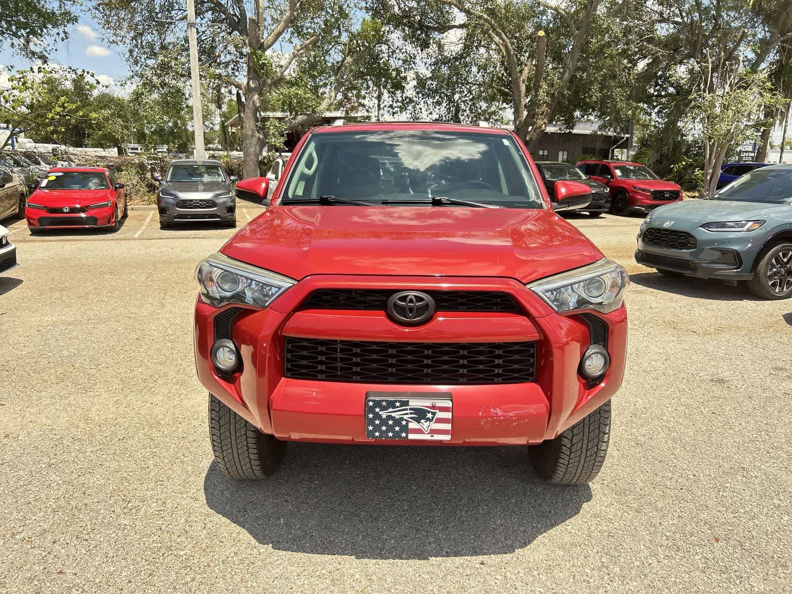 Used 2015 Toyota 4Runner SR5 AWD/4WD image 3