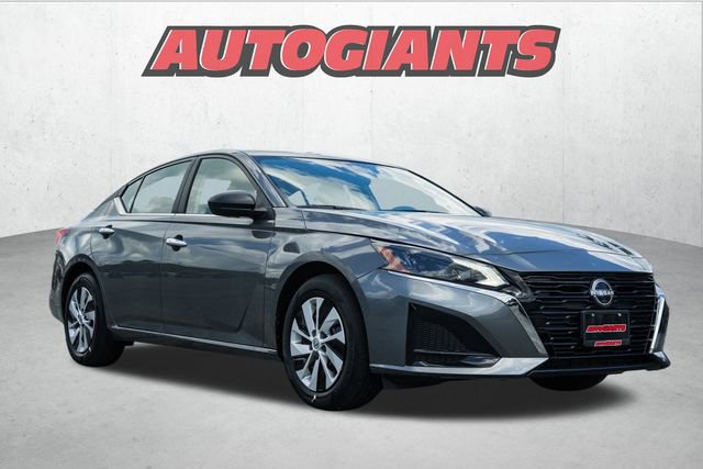 New 2025 Nissan Altima 2.5 S