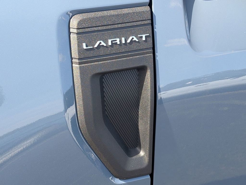 New 2025 Ford Maverick Lariat AWD/4WD image 14