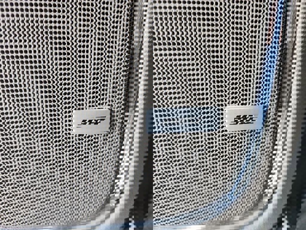 Used 2017 GMC Yukon SLT w/ Open Road Package image 24