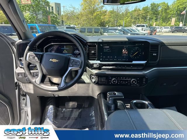 Used 2023 Chevrolet Silverado 1500 LTZ w/ LTZ Convenience Package II AWD/4WD image 22