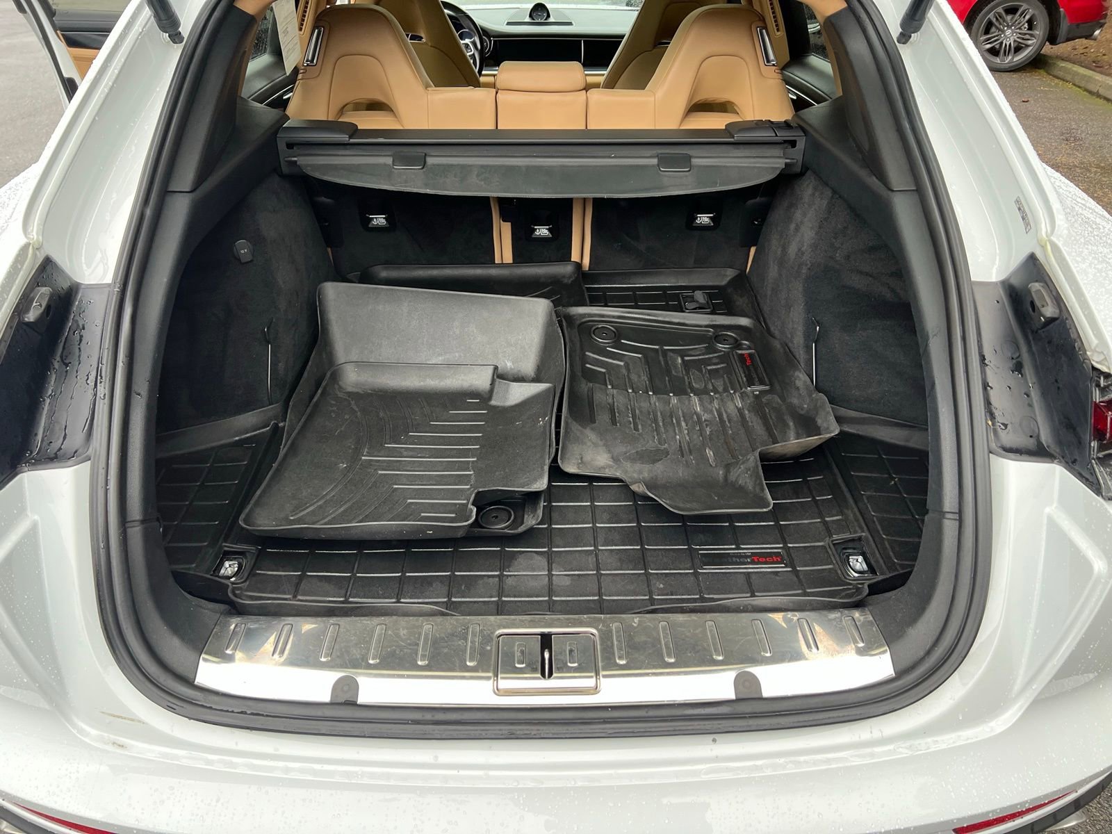 Used 2018 Porsche Panamera 4S image 16