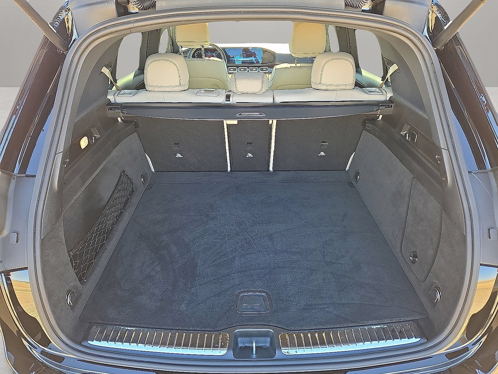 Used 2025 Mercedes-Benz GLE 450 4MATIC w/ Warmth & Comfort Package image 15