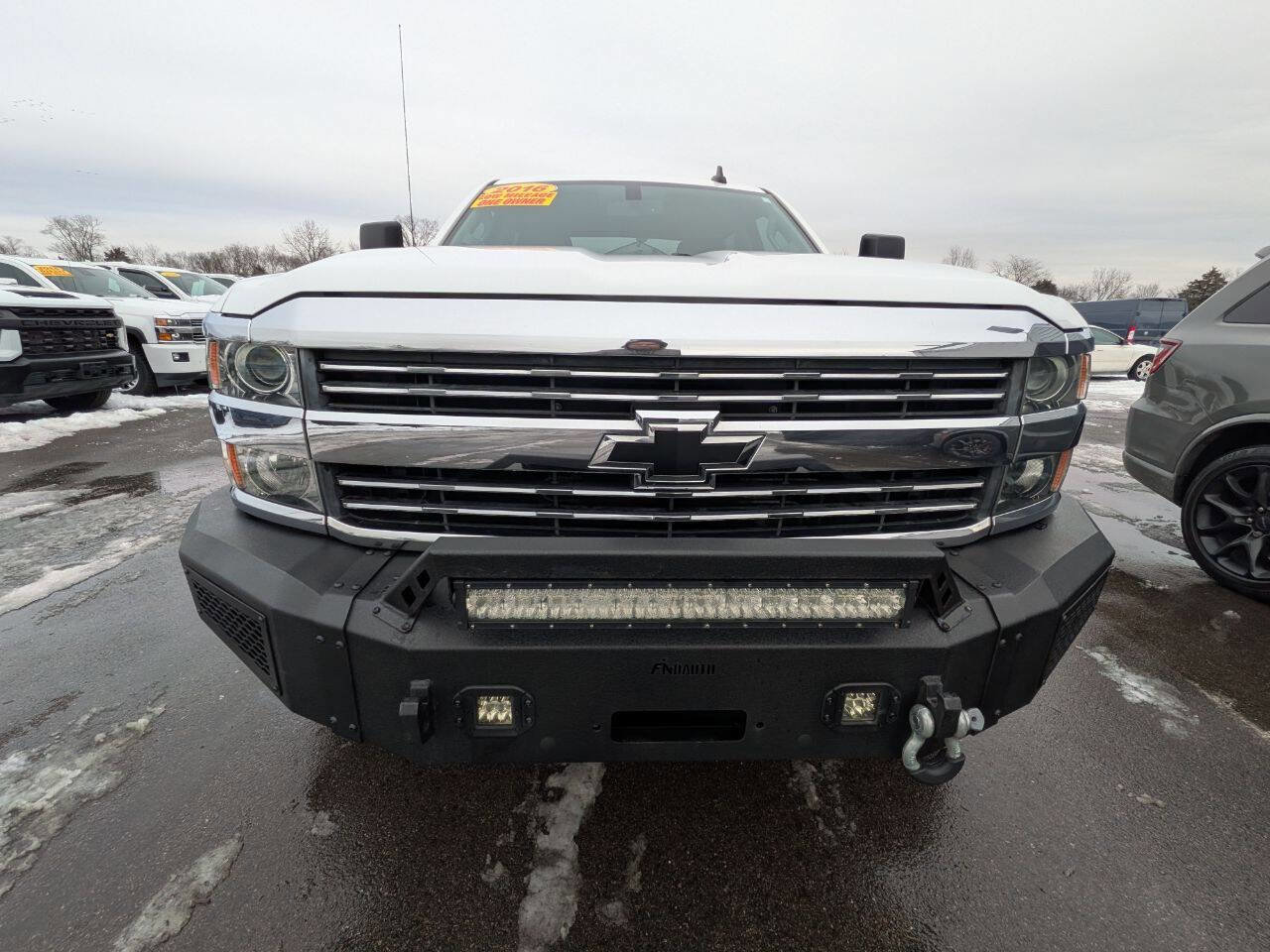 Used 2016 Chevrolet Silverado 2500 W/T w/ WT Convenience Package image 3