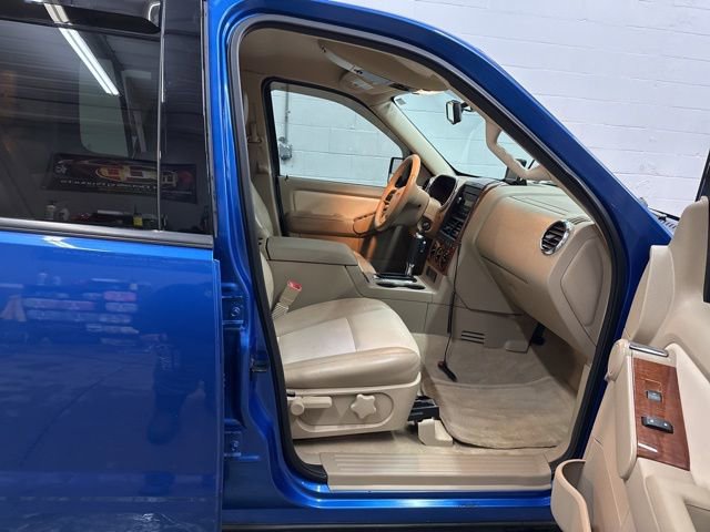 Used 2010 Ford Explorer Eddie Bauer image 17