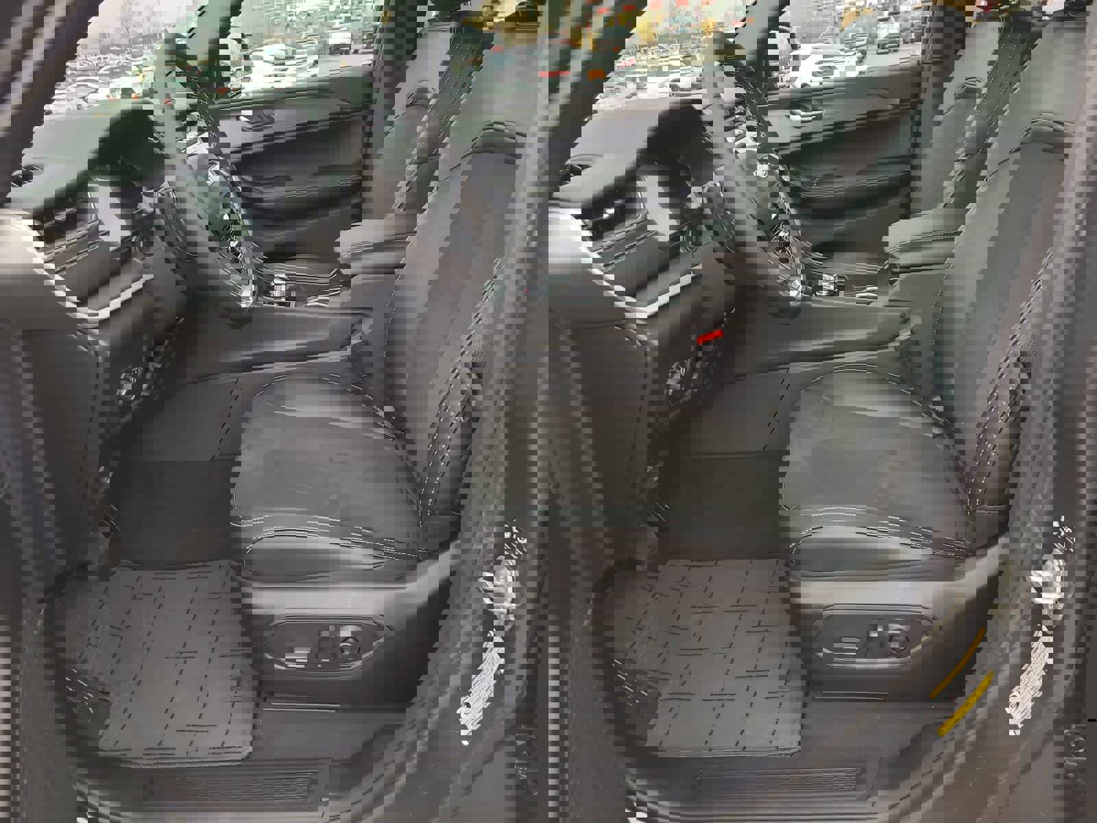 New 2025 Jeep Grand Cherokee Altitude image 19