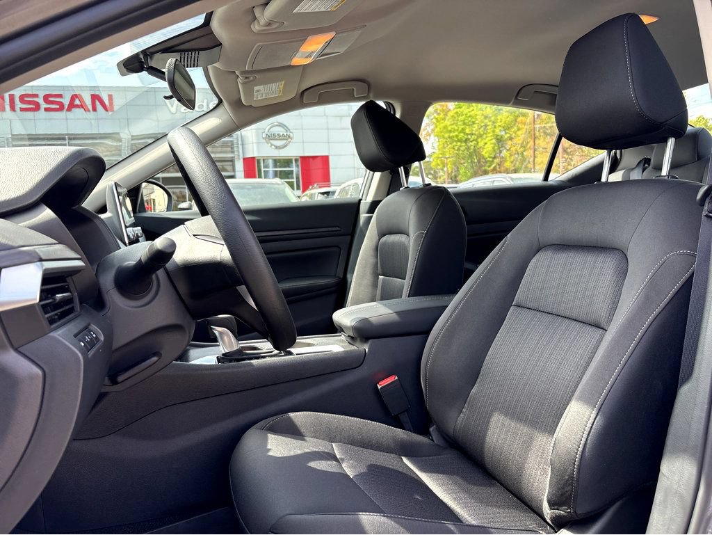 New 2026 Nissan Altima 2.5 SV w/ SV Special Edition Package FWD image 18