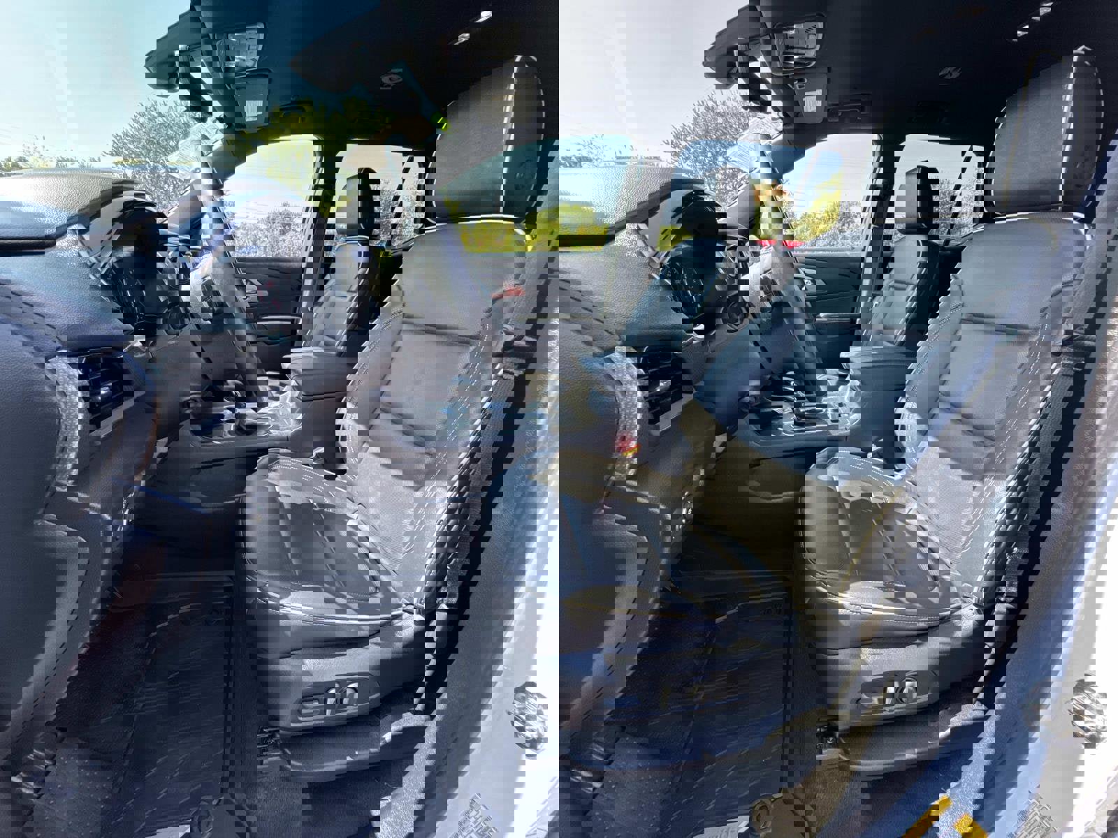 Certified 2023 Chevrolet Traverse Premier w/ LPO, Floor Liner Package image 3