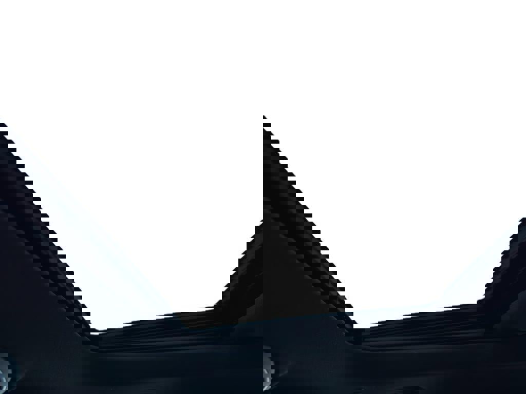 New 2025 Jeep Grand Cherokee Altitude image 8