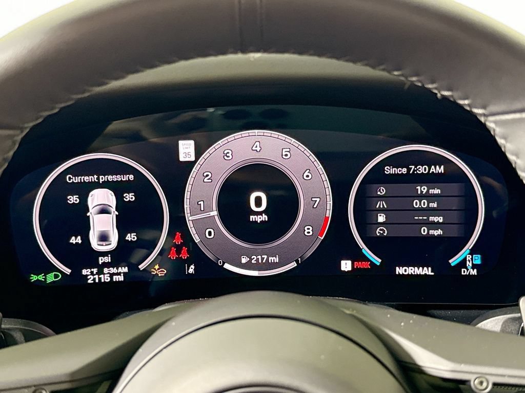 Certified 2025 Porsche 911 Carrera RWD image 13