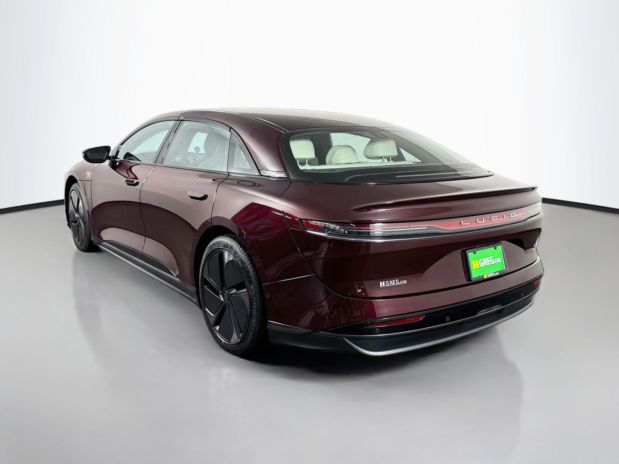 Used 2024 Lucid Air Touring AWD/4WD image 7