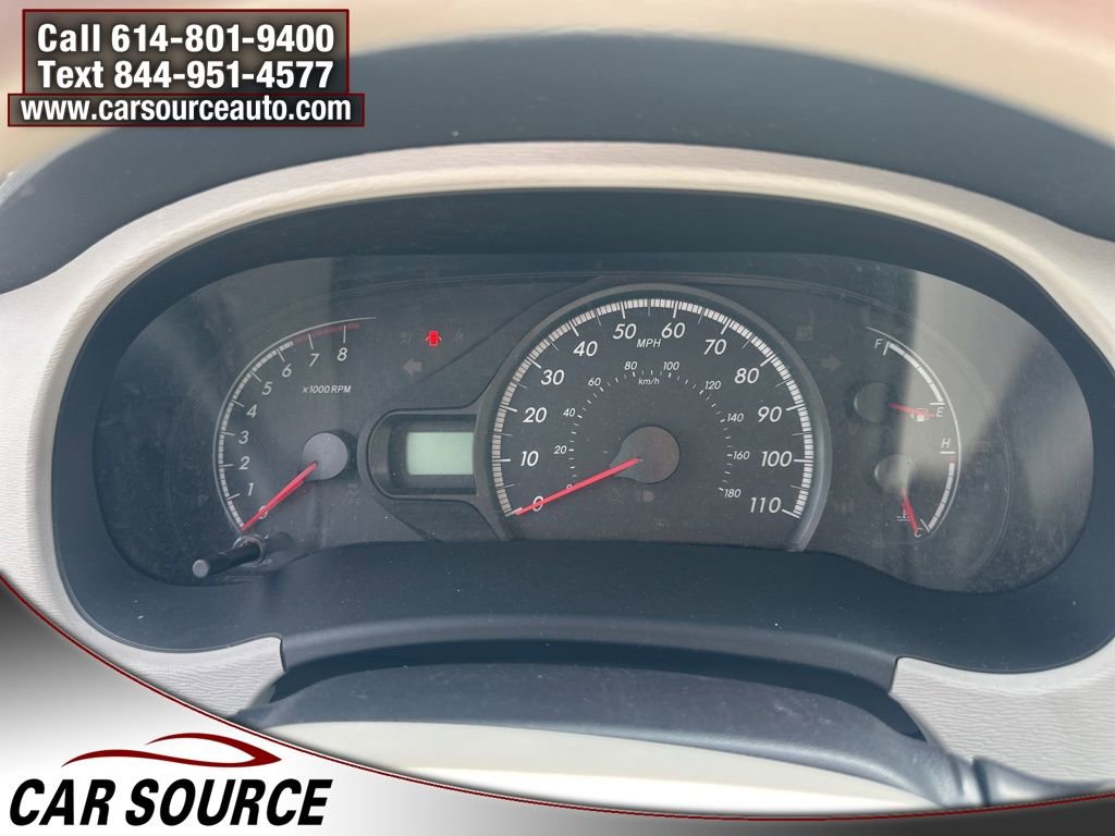 Used 2011 Toyota Sienna LE image 9