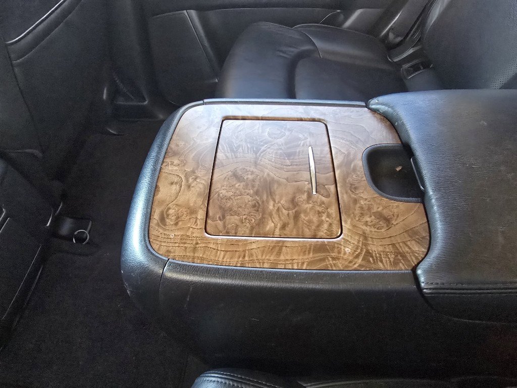 Used 2021 Nissan Armada SL w/ Captain's Chairs Package image 29