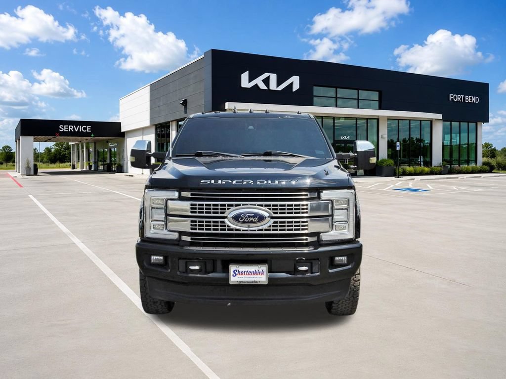 Used 2018 Ford F250 Platinum w/ Platinum Ultimate Package AWD/4WD video 2