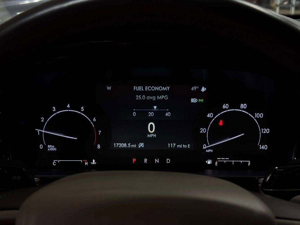 Certified 2021 Lincoln Corsair AWD w/ Equipment Group 101A image 20