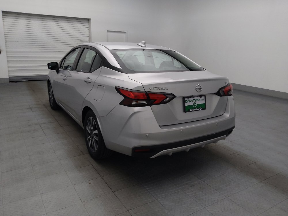 Used 2021 Nissan Versa SV FWD image 5