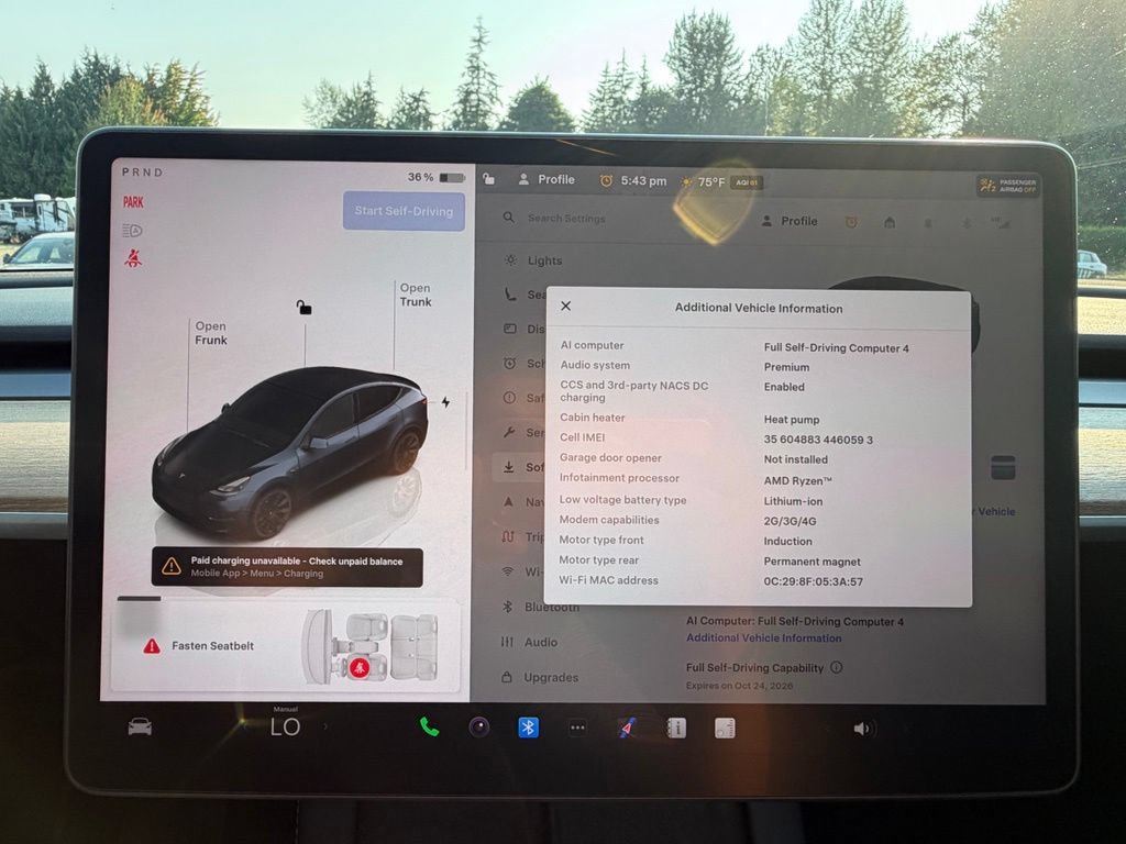Used 2024 Tesla Model Y Long Range AWD/4WD image 20