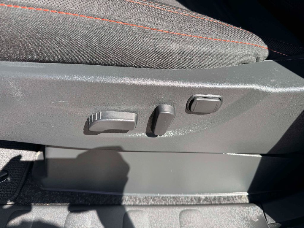 Certified 2025 Nissan Frontier PRO-4X AWD/4WD image 15
