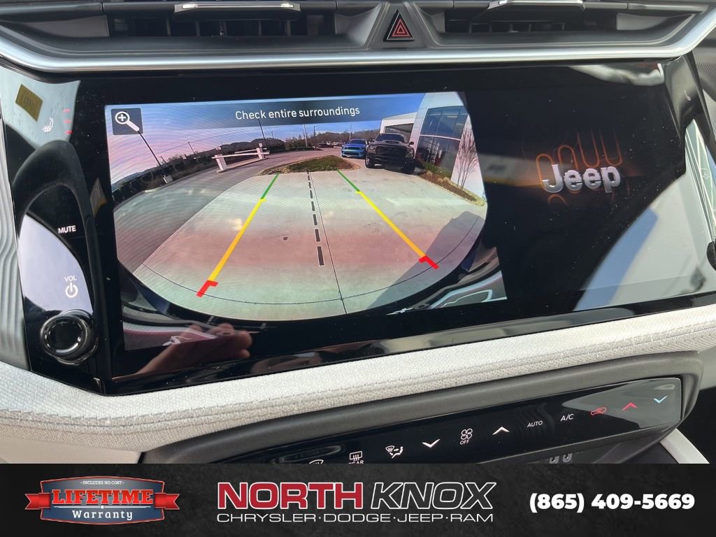 New 2026 Jeep Cherokee Laredo image 10