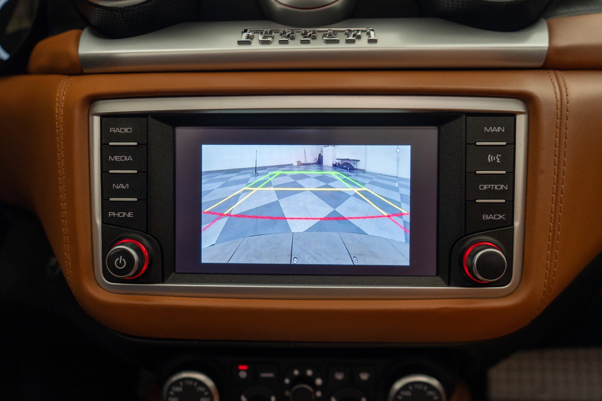 Used 2015 Ferrari California T RWD image 42