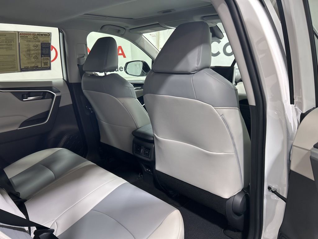 Used 2025 Toyota RAV4 XLE Premium image 12